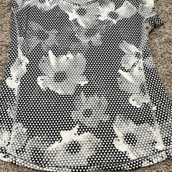 Nike Miler short sleeve shirt size medium - Picture 2 of 5